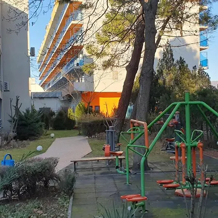 Dino Private Apartmets Excelsior * サニービーチ
