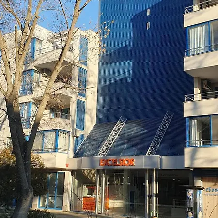 Dino Private Apartmets Excelsior *